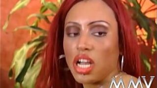 Trashy couples fucking in groupsex porn video